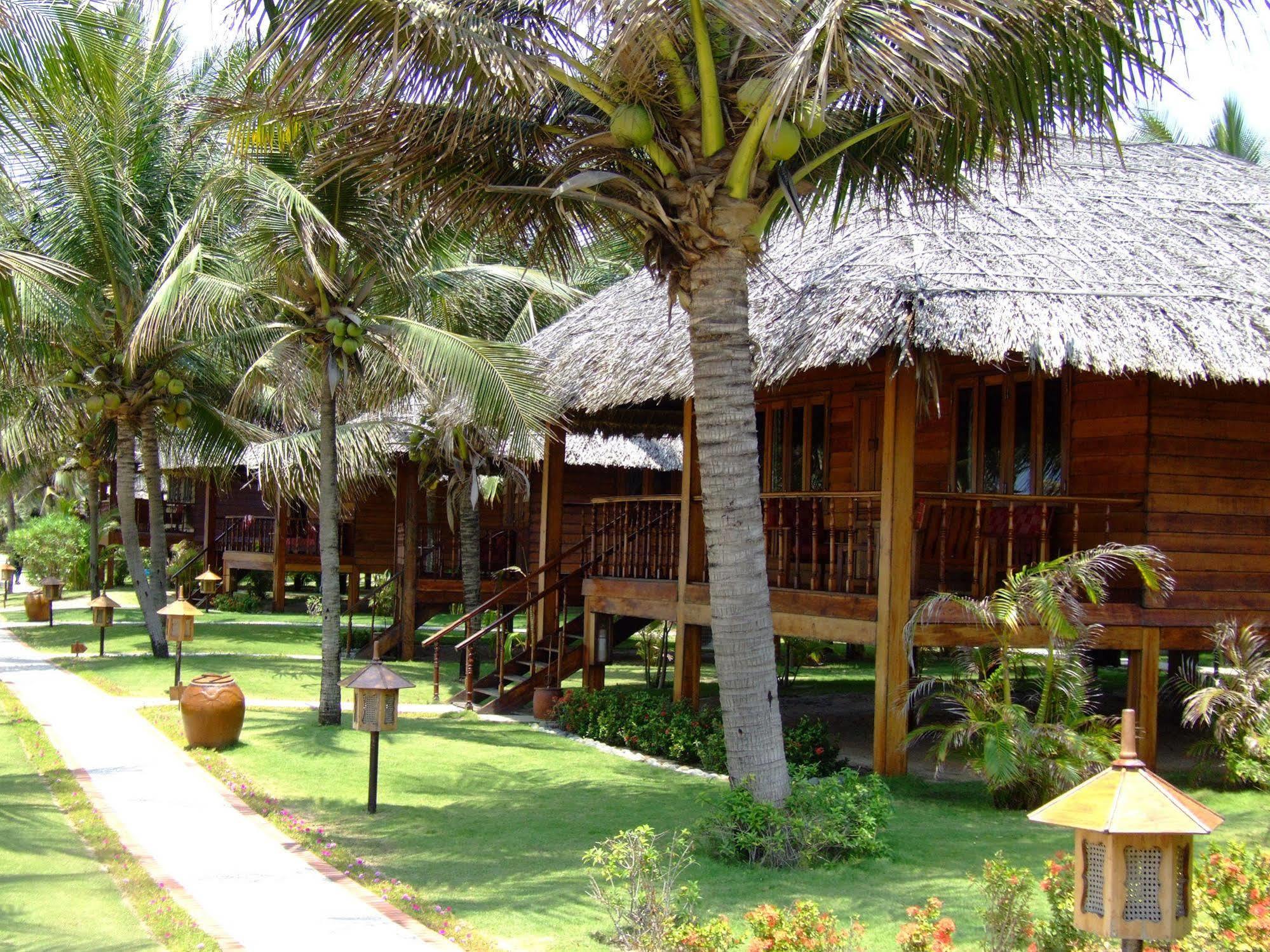 Coco Beach Resort Phan Thiet Exterior photo